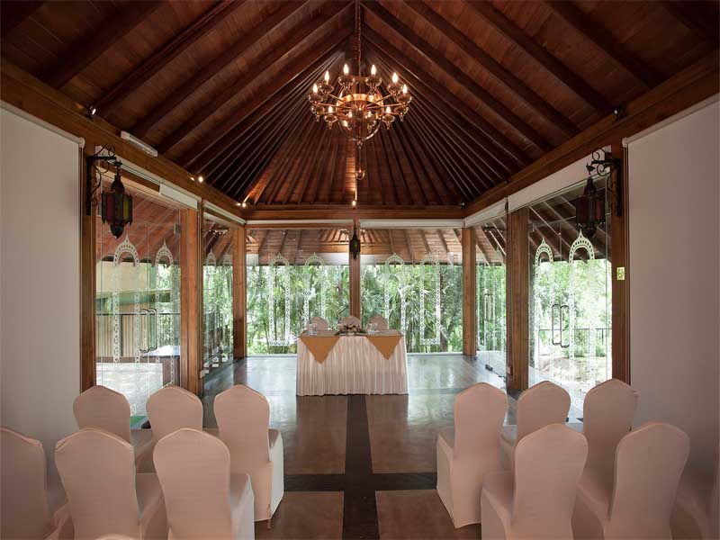 Earls Regency Kandy Meeting Room